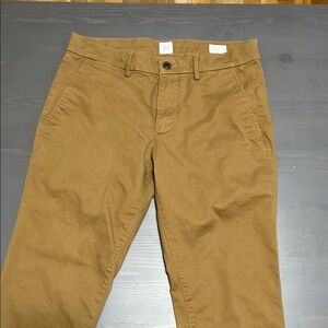 Men's Tan khakis